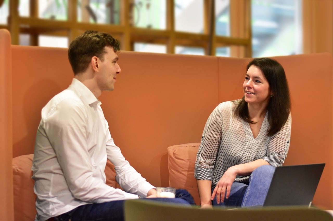 IPS_contact_jonas_und_anne